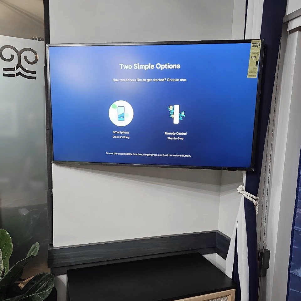 Fort Lauderdale professional wall-mounted TV and shelf setup